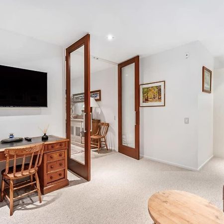 Pembroke Luxury Apartment Wanaka Ngoại thất bức ảnh